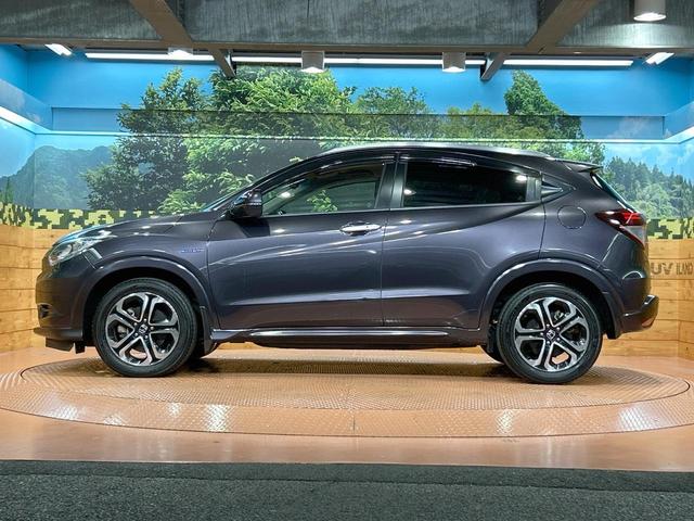 ヴェゼル ハイブリッドＺ　禁煙車　ＳＤナビ　フルセグ　クルーズコントロール　ＬＥＤヘッドライト　シートヒーター　バックカメラ　デュアルエアコン　純正１７インチアルミホイール　Ｂｌｕｅｔｏｏｔｈ再生　ＥＴＣ　スマートキー（28枚目）