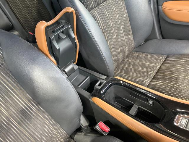 ヴェゼル ハイブリッドＺ　禁煙車　ＳＤナビ　フルセグ　クルーズコントロール　ＬＥＤヘッドライト　シートヒーター　バックカメラ　デュアルエアコン　純正１７インチアルミホイール　Ｂｌｕｅｔｏｏｔｈ再生　ＥＴＣ　スマートキー（48枚目）