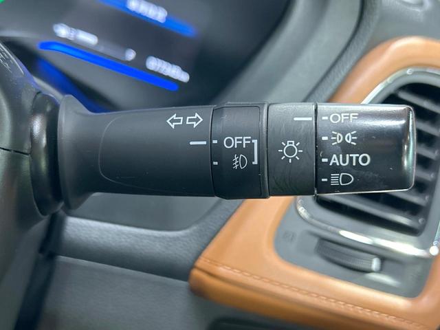 ヴェゼル ハイブリッドＺ　禁煙車　ＳＤナビ　フルセグ　クルーズコントロール　ＬＥＤヘッドライト　シートヒーター　バックカメラ　デュアルエアコン　純正１７インチアルミホイール　Ｂｌｕｅｔｏｏｔｈ再生　ＥＴＣ　スマートキー（51枚目）