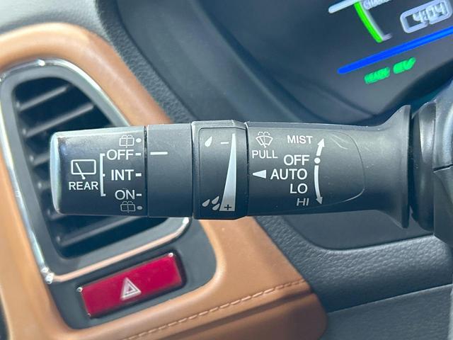 ヴェゼル ハイブリッドＺ　禁煙車　ＳＤナビ　フルセグ　クルーズコントロール　ＬＥＤヘッドライト　シートヒーター　バックカメラ　デュアルエアコン　純正１７インチアルミホイール　Ｂｌｕｅｔｏｏｔｈ再生　ＥＴＣ　スマートキー（52枚目）