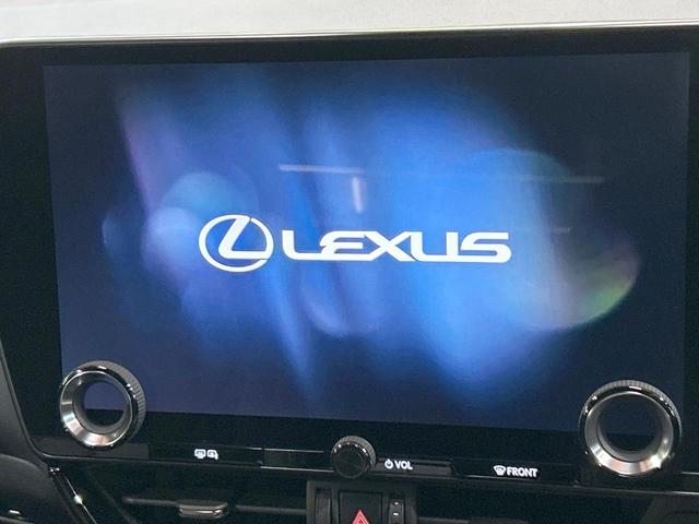 NX NX350h Fスポーツ 禁煙 パノラマルーフ 14型ディスプレイオーディオ 全周囲カメラ ヘッドアップディスプレイ ブラインドスポットモニター デジタルインナーミラー オレンジキャリパー 黒革 電動リアゲート ETC(4枚目)