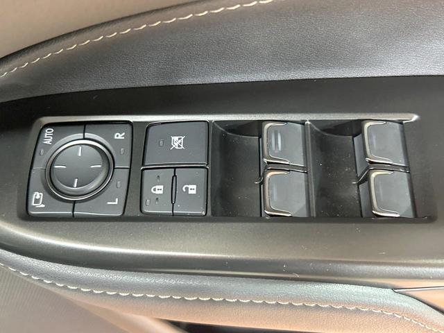 NX NX350h Fスポーツ 禁煙 パノラマルーフ 14型ディスプレイオーディオ 全周囲カメラ ヘッドアップディスプレイ ブラインドスポットモニター デジタルインナーミラー オレンジキャリパー 黒革 電動リアゲート ETC(42枚目)