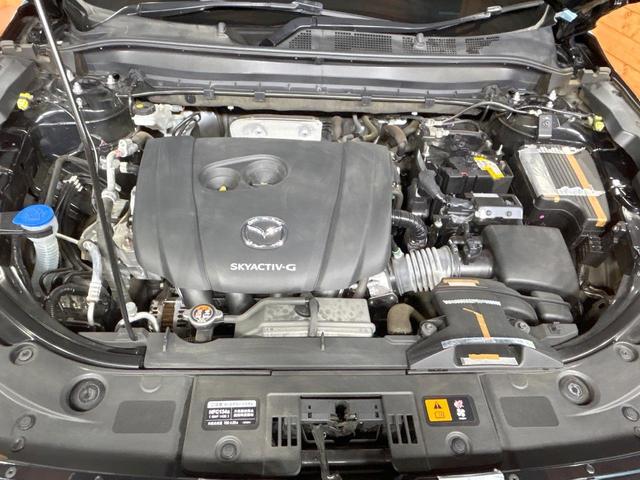 ＣＸ－８ ２５Ｓ　Ｌパッケージ　禁煙車　全周囲カメラ　１０型ナビ　フルセグ　本革シート　ブラインドスポットモニター　電動リアゲート　クリアランスソナー　レーダークルーズ　ルーフレール　ＬＥＤヘッドライト　純正１９インチＡＷ　ＥＴＣ（19枚目）
