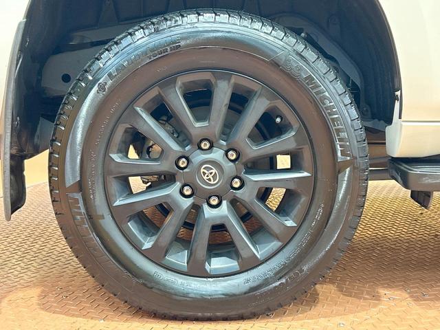 ランドクルーザープラド ＴＸ　Ｌパッケージ　マットブラックエディション　禁煙　サンルーフ　メーカーナビ　全周囲カメラ　ブラインドスポットモニター　レーダークルーズコントロール　シートベンチレーション　ベージュ革シート　ＥＴＣ２．０　パワーシート　オートマチックハイビーム（24枚目）