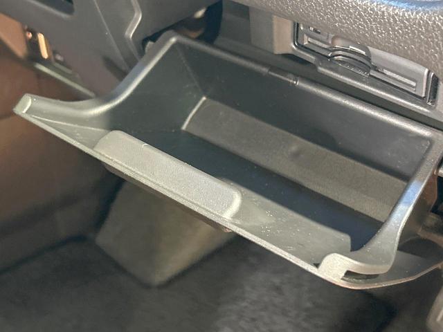 セレナ ハイウェイスター　Ｖセレ＋セーフティＩＩ　ＳＨＶ　禁煙　後席モニター　純正８型ナビ　全周囲カメラ　両側電動ドア　コーナーセンサー　ＥＴＣ　リアエアコン　ＬＥＤヘッドライト　純正１６インチアルミ　クルーズコントロール（68枚目）