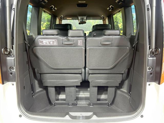 ステップワゴン ｅ：ＨＥＶスパーダ　登録済未使用車　純正１１型ナビ　電動リアゲート　ブラインドスポットモニター　両側電動ドア　バックカメラ　シートヒーター　パドルシフト　コーナーセンサー　フルセグ　ＤＶＤ＆ＣＤ　ＬＥＤヘッドライト（12枚目）