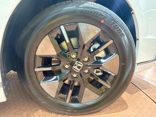 ステップワゴン ｅ：ＨＥＶスパーダ　登録済未使用車　純正１１型ナビ　電動リアゲート　ブラインドスポットモニター　両側電動ドア　バックカメラ　シートヒーター　パドルシフト　コーナーセンサー　フルセグ　ＤＶＤ＆ＣＤ　ＬＥＤヘッドライト（24枚目）