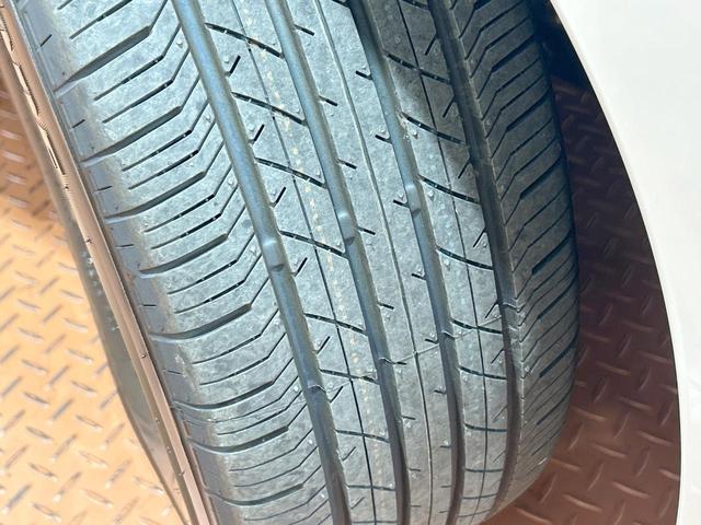 ステップワゴン ｅ：ＨＥＶスパーダ　登録済未使用車　純正１１型ナビ　電動リアゲート　ブラインドスポットモニター　両側電動ドア　バックカメラ　シートヒーター　パドルシフト　コーナーセンサー　フルセグ　ＤＶＤ＆ＣＤ　ＬＥＤヘッドライト（28枚目）