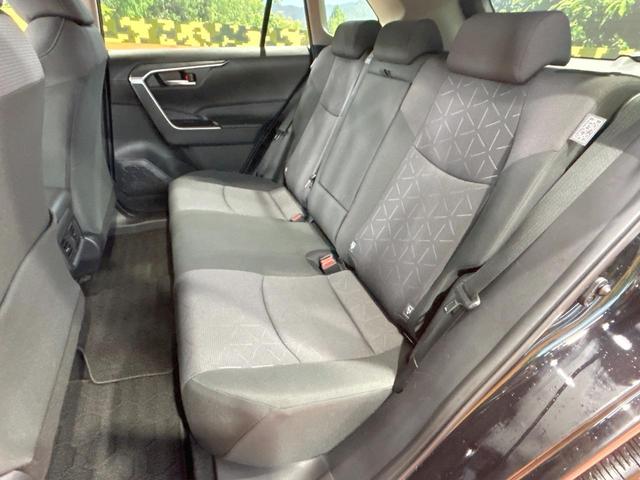 ＲＡＶ４ Ｘ　禁煙車　モデリスタエアロ　ＨＫＳマフラー　９型ＳＤナビ　トヨタセーフティセンス　Ｂｌｕｅｔｏｏｔｈ再生　フルセグ　ＬＥＤヘッドライト　バックカメラ　ＥＴＣ　ルーフレール　クリアランスソナー（24枚目）