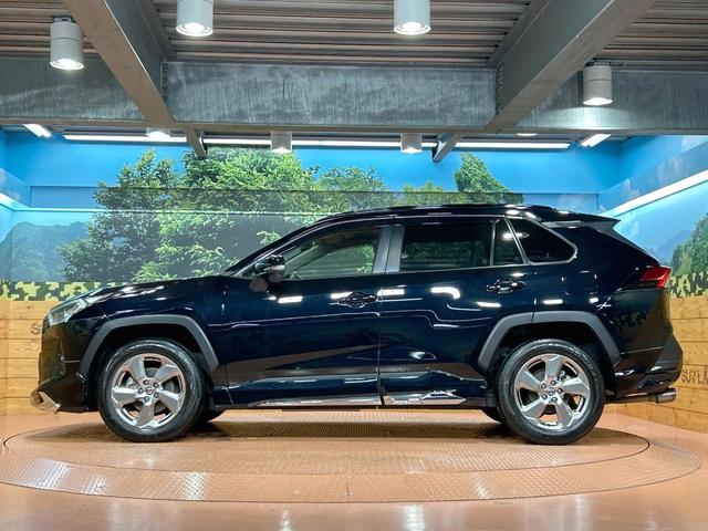 ＲＡＶ４ Ｘ　禁煙車　モデリスタエアロ　ＨＫＳマフラー　９型ＳＤナビ　トヨタセーフティセンス　Ｂｌｕｅｔｏｏｔｈ再生　フルセグ　ＬＥＤヘッドライト　バックカメラ　ＥＴＣ　ルーフレール　クリアランスソナー（36枚目）