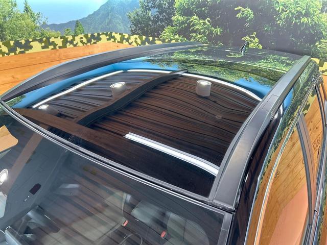 カローラクロス ハイブリッド　Ｚ　禁煙車　ガラスルーフ　トヨタチームメイト　全周囲カメラ　１０．５型ディスプレイオーディオ　セーフティセンス　ＬＥＤヘッド＆フォグ　シートヒーター　ＥＴＣ　ハンズフリー電動リアゲート　純正１８ＡＷ（27枚目）