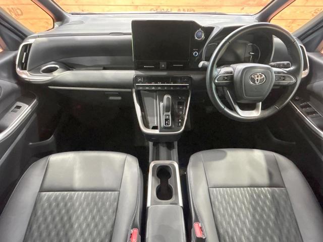 ノア ハイブリッドＳ－Ｚ　禁煙車　モデリスタエアロ　後席モニター　１０型ディスプレイオーディオ　全周囲カメラ　レーダークルーズ　両側電動ドア　クリアランスソナー　ＬＥＤライト　オートマチックハイビーム　シートヒーター　ＥＴＣ（2枚目）