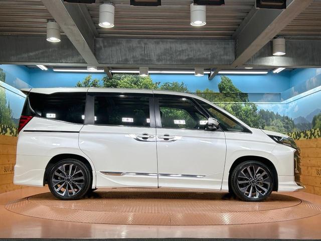 ノア ハイブリッドＳ－Ｚ　禁煙車　モデリスタエアロ　後席モニター　１０型ディスプレイオーディオ　全周囲カメラ　レーダークルーズ　両側電動ドア　クリアランスソナー　ＬＥＤライト　オートマチックハイビーム　シートヒーター　ＥＴＣ（43枚目）