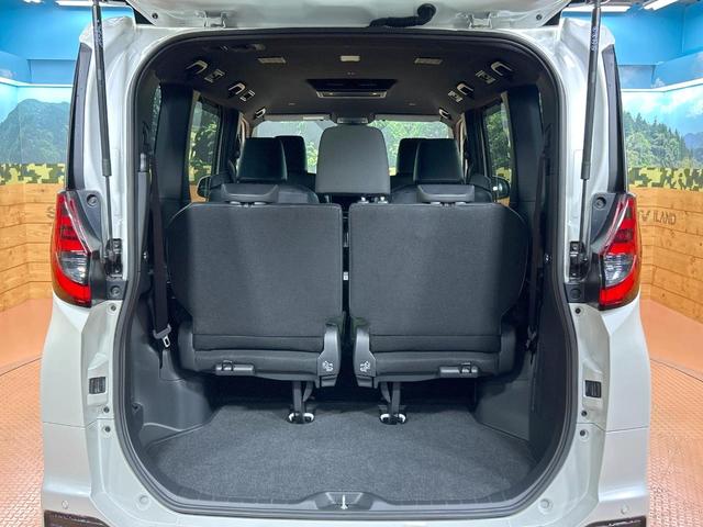 ノア ハイブリッドＳ－Ｚ　禁煙車　モデリスタエアロ　後席モニター　１０型ディスプレイオーディオ　全周囲カメラ　レーダークルーズ　両側電動ドア　クリアランスソナー　ＬＥＤライト　オートマチックハイビーム　シートヒーター　ＥＴＣ（78枚目）