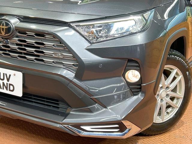 ＲＡＶ４ Ｇ　禁煙　モデリスタエアロ　９インチディスプレイオーディオ　全周囲カメラ　電動リアゲート　ブラインドスポットモニター　シートヒーター　ステアリングヒーター　オートマチックハイビーム　パワーシート（12枚目）