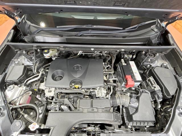 ＲＡＶ４ Ｇ　禁煙　モデリスタエアロ　９インチディスプレイオーディオ　全周囲カメラ　電動リアゲート　ブラインドスポットモニター　シートヒーター　ステアリングヒーター　オートマチックハイビーム　パワーシート（18枚目）