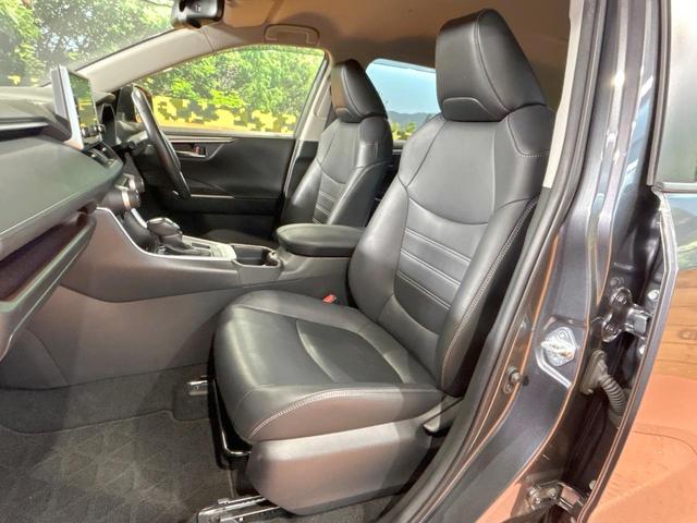 ＲＡＶ４ Ｇ　禁煙　モデリスタエアロ　９インチディスプレイオーディオ　全周囲カメラ　電動リアゲート　ブラインドスポットモニター　シートヒーター　ステアリングヒーター　オートマチックハイビーム　パワーシート（29枚目）