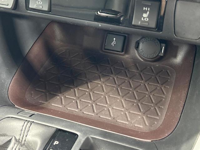 ＲＡＶ４ Ｇ　禁煙　モデリスタエアロ　９インチディスプレイオーディオ　全周囲カメラ　電動リアゲート　ブラインドスポットモニター　シートヒーター　ステアリングヒーター　オートマチックハイビーム　パワーシート（54枚目）