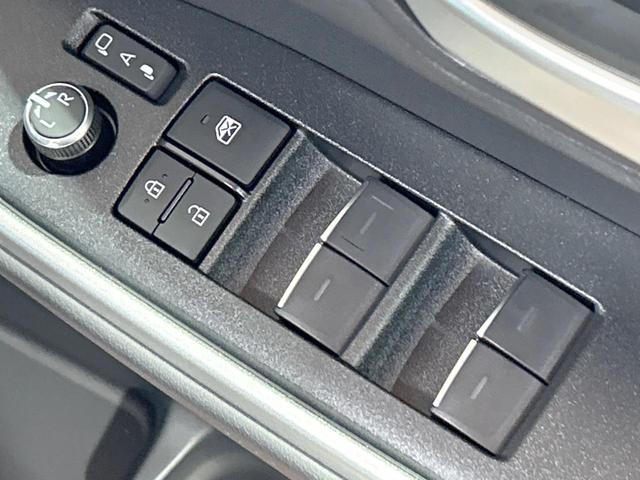 ヴォクシー ハイブリッドS-Z 登録済未使用車 年次改モデル 後席モニター 純正10.5型ナビ トヨタチームメイト ヘッドアップディスプレイ ユニバーサルステップ ブラインドスポット 全周囲カメラ デジタルミラー 三眼LED(24枚目)