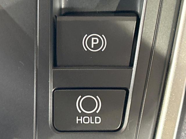 ヴォクシー ハイブリッドS-Z 登録済未使用車 年次改モデル 後席モニター 純正10.5型ナビ トヨタチームメイト ヘッドアップディスプレイ ユニバーサルステップ ブラインドスポット 全周囲カメラ デジタルミラー 三眼LED(56枚目)