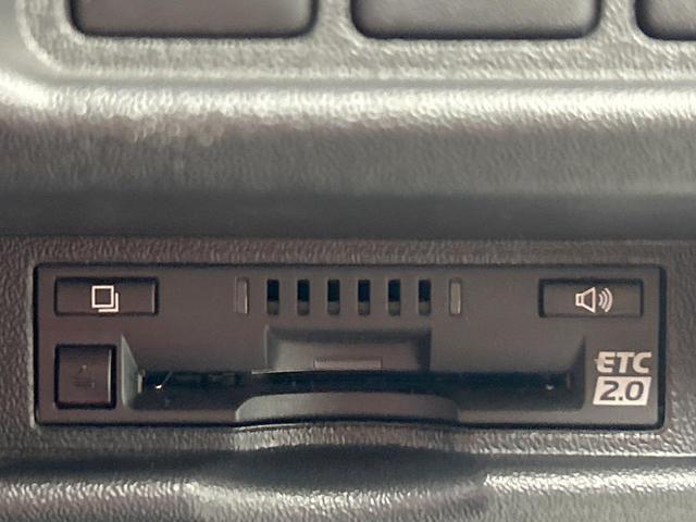 ハイエースバン スーパーGL ダークプライムII 禁煙 純正SDナビ 全周囲カメラ デジタルインナーミラー AC100V ETC オートマチックハイビーム コーナーセンサー 横滑り防止 フルセグ Bluetooth DVD&CD LEDヘッドライト(6枚目)