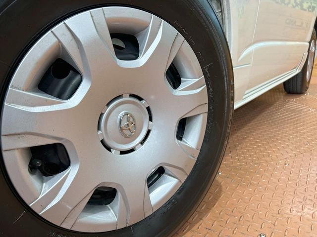 ハイエースバン スーパーGL ダークプライムII 禁煙 純正SDナビ 全周囲カメラ デジタルインナーミラー AC100V ETC オートマチックハイビーム コーナーセンサー 横滑り防止 フルセグ Bluetooth DVD&CD LEDヘッドライト(12枚目)