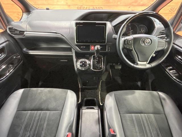 エスクァイア Gi プレミアムパッケージ ブラックテーラード 禁煙 純正9型ナビ 両側電動ドア バックカメラ シートヒーター ステアリングヒーター クルーズコントロール ETC アイドリングストップ コーナーセンサー LEDヘッドライト 純正15インチAW(2枚目)