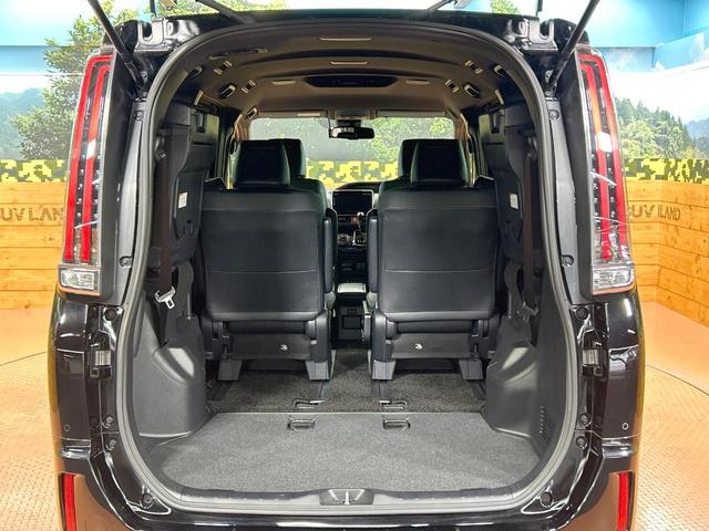 エスクァイア Gi プレミアムパッケージ ブラックテーラード 禁煙 純正9型ナビ 両側電動ドア バックカメラ シートヒーター ステアリングヒーター クルーズコントロール ETC アイドリングストップ コーナーセンサー LEDヘッドライト 純正15インチAW(11枚目)