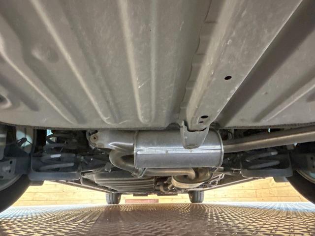 エスクァイア Gi プレミアムパッケージ ブラックテーラード 禁煙 純正9型ナビ 両側電動ドア バックカメラ シートヒーター ステアリングヒーター クルーズコントロール ETC アイドリングストップ コーナーセンサー LEDヘッドライト 純正15インチAW(20枚目)