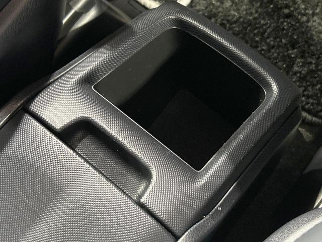 エスクァイア Gi プレミアムパッケージ ブラックテーラード 禁煙 純正9型ナビ 両側電動ドア バックカメラ シートヒーター ステアリングヒーター クルーズコントロール ETC アイドリングストップ コーナーセンサー LEDヘッドライト 純正15インチAW(57枚目)