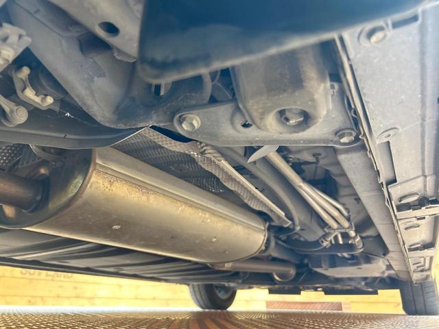 エスクァイア Gi プレミアムパッケージ ブラックテーラード 禁煙 純正9型ナビ 両側電動ドア バックカメラ シートヒーター ステアリングヒーター クルーズコントロール ETC アイドリングストップ コーナーセンサー LEDヘッドライト 純正15インチAW(63枚目)