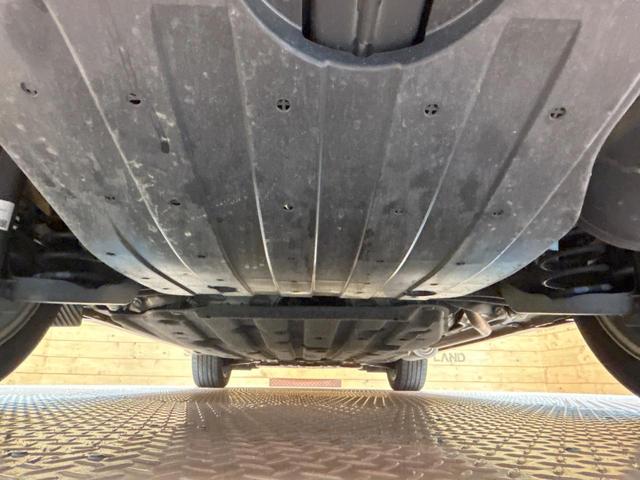 ヴェゼル ハイブリッドZ・ホンダセンシング 禁煙 純正ナビ バックカメラ レーダークルーズコントロール ETC シートヒーター ルーフレール LEDヘッドライト 純正17インチアルミ ハーフレザーシート フルセグ DVD&CD Bluetoot(19枚目)