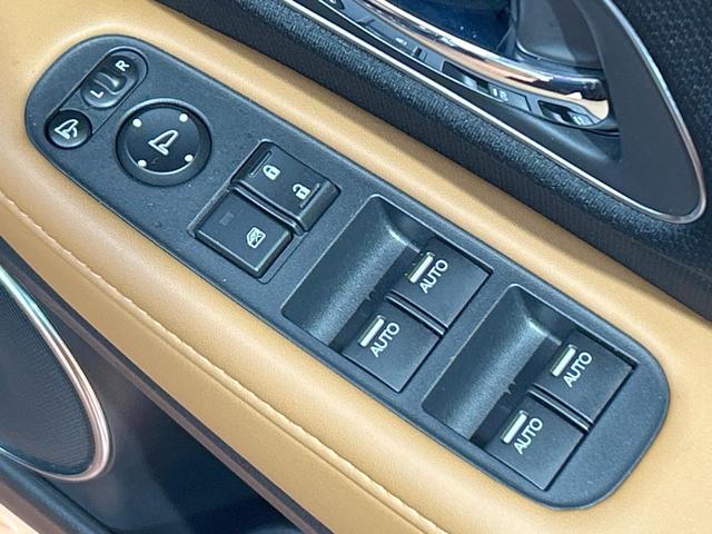 ヴェゼル ハイブリッドZ・ホンダセンシング 禁煙 純正ナビ バックカメラ レーダークルーズコントロール ETC シートヒーター ルーフレール LEDヘッドライト 純正17インチアルミ ハーフレザーシート フルセグ DVD&CD Bluetoot(21枚目)