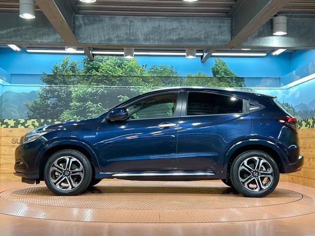 ヴェゼル ハイブリッドZ・ホンダセンシング 禁煙 純正ナビ バックカメラ レーダークルーズコントロール ETC シートヒーター ルーフレール LEDヘッドライト 純正17インチアルミ ハーフレザーシート フルセグ DVD&CD Bluetoot(39枚目)