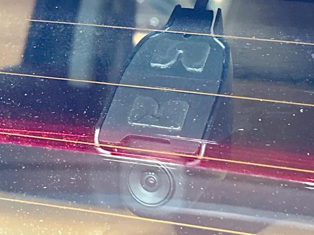 ヴェゼル ハイブリッドZ・ホンダセンシング 禁煙 純正ナビ バックカメラ レーダークルーズコントロール ETC シートヒーター ルーフレール LEDヘッドライト 純正17インチアルミ ハーフレザーシート フルセグ DVD&CD Bluetoot(58枚目)