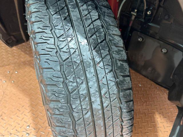 RAV4 アドベンチャー オフロードパッケージII 禁煙 10.5型ディスプレイ バックカメラ 電動リアゲート シートメモリー付パワーシート シートベンチレーション ステアリングヒーター コーナーセンサー ルーフレール ダウンヒルアシスト(23枚目)