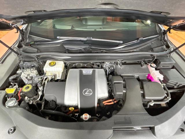 RX RX450h Fスポーツ 禁煙 ムーンルーフ TRDエアロ 12.3型ナビ 全周囲カメラ ヘッドアップディスプレイ ブラインドスポットモニター AC100V 電動リアゲート シートベンチレーション ステアリングヒーター ETC(18枚目)