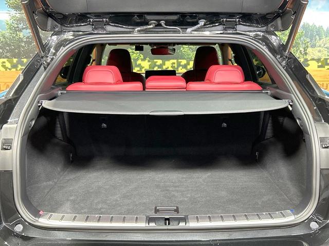 RX RX450h Fスポーツ 禁煙 ムーンルーフ TRDエアロ 12.3型ナビ 全周囲カメラ ヘッドアップディスプレイ ブラインドスポットモニター AC100V 電動リアゲート シートベンチレーション ステアリングヒーター ETC(67枚目)