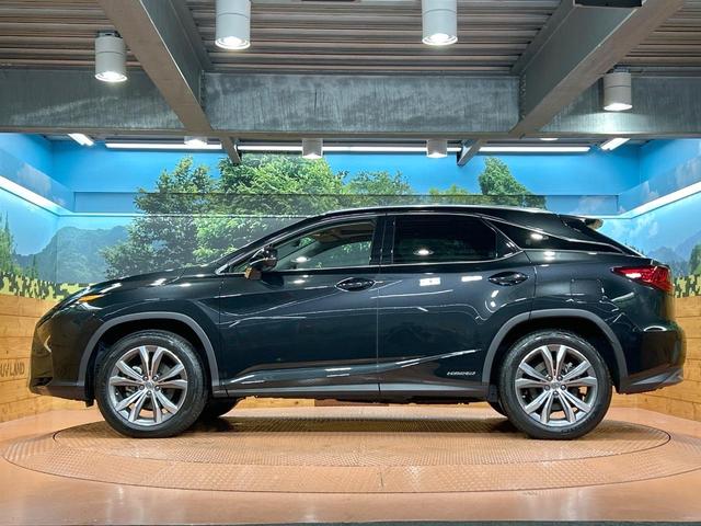 RX RX450h バージョンL 禁煙 パノラマルーフ 12.3型ナビ 全周囲カメラ ブラインドスポットモ AC100V ヘッドアップディスプレイ 電動リアゲート シートベンチレーション ステアリングヒーター パワーシート(22枚目)