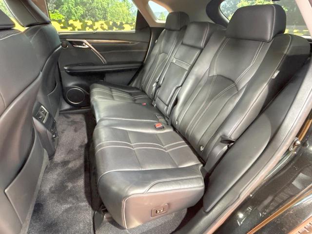 RX RX450h バージョンL 禁煙 パノラマルーフ 12.3型ナビ 全周囲カメラ ブラインドスポットモ AC100V ヘッドアップディスプレイ 電動リアゲート シートベンチレーション ステアリングヒーター パワーシート(42枚目)