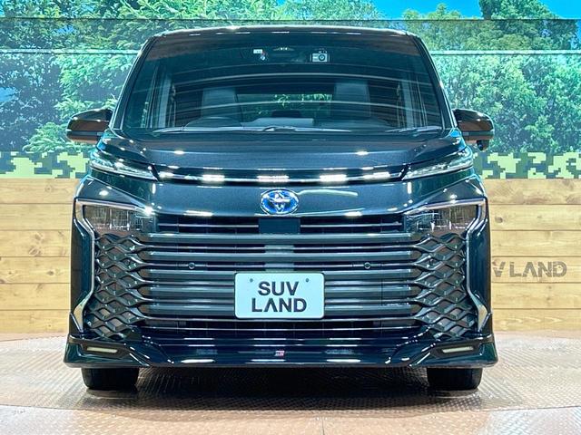 ヴォクシー ハイブリッドS-Z 禁煙 後席モニター 快適利便PKG ユニバーサルステップ GRエアロ 純正10.5型ナビ CD/DVDデッキ フルセグ 両側電動ドア AC100V 前中席シートヒーター ステアリングヒーター(16枚目)