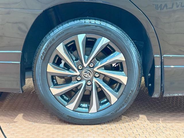 ヴォクシー ハイブリッドS-Z 禁煙 後席モニター 快適利便PKG ユニバーサルステップ GRエアロ 純正10.5型ナビ CD/DVDデッキ フルセグ 両側電動ドア AC100V 前中席シートヒーター ステアリングヒーター(30枚目)