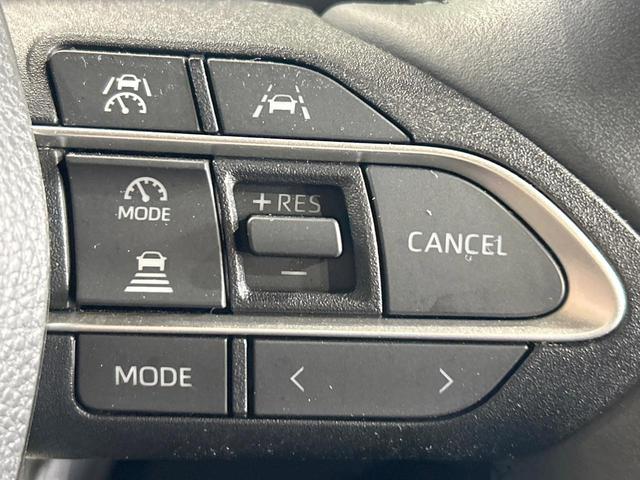 ヴォクシー ハイブリッドS-Z 禁煙 後席モニター 快適利便PKG ユニバーサルステップ GRエアロ 純正10.5型ナビ CD/DVDデッキ フルセグ 両側電動ドア AC100V 前中席シートヒーター ステアリングヒーター(49枚目)