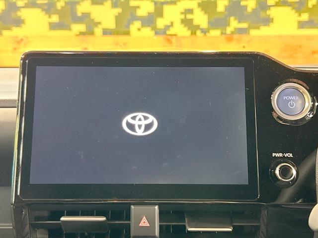 ヴォクシー ハイブリッドＳ－Ｚ　禁煙　後席モニター　純正１０．５型ナビ　快適利便パッケージ　ヘッドアップディスプレイ　ブラインドスポットモニター　デジタルインナーミラー　ＡＣ１００Ｖ　プロジェクター式ＬＥＤ　クリアランスソナー（6枚目）