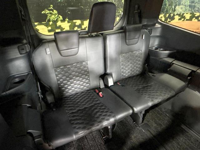 ヴォクシー ハイブリッドＳ－Ｚ　禁煙　後席モニター　純正１０．５型ナビ　快適利便パッケージ　ヘッドアップディスプレイ　ブラインドスポットモニター　デジタルインナーミラー　ＡＣ１００Ｖ　プロジェクター式ＬＥＤ　クリアランスソナー（10枚目）