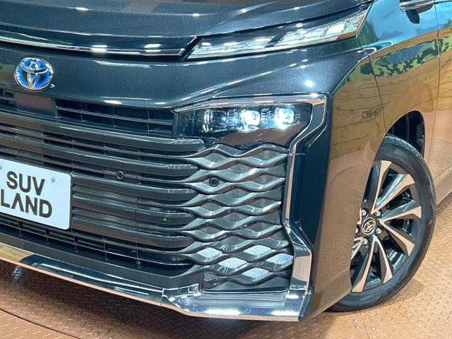 ヴォクシー ハイブリッドＳ－Ｚ　禁煙　後席モニター　純正１０．５型ナビ　快適利便パッケージ　ヘッドアップディスプレイ　ブラインドスポットモニター　デジタルインナーミラー　ＡＣ１００Ｖ　プロジェクター式ＬＥＤ　クリアランスソナー（13枚目）