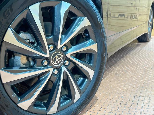 ヴォクシー ハイブリッドＳ－Ｚ　禁煙　後席モニター　純正１０．５型ナビ　快適利便パッケージ　ヘッドアップディスプレイ　ブラインドスポットモニター　デジタルインナーミラー　ＡＣ１００Ｖ　プロジェクター式ＬＥＤ　クリアランスソナー（26枚目）