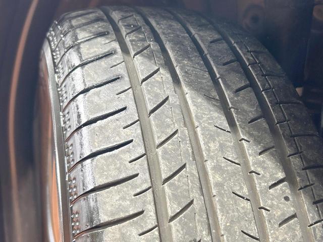 ヴォクシー ハイブリッドＳ－Ｚ　禁煙　後席モニター　純正１０．５型ナビ　快適利便パッケージ　ヘッドアップディスプレイ　ブラインドスポットモニター　デジタルインナーミラー　ＡＣ１００Ｖ　プロジェクター式ＬＥＤ　クリアランスソナー（27枚目）