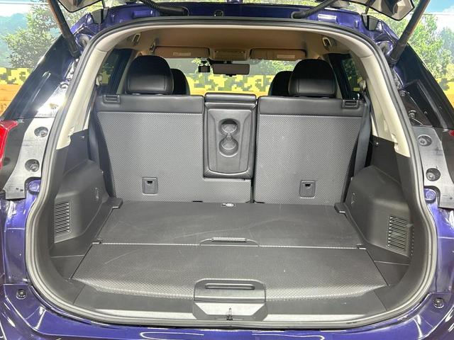 エクストレイル 20Xi Vセレクション 禁煙車 全周囲カメラ プロパイロット 9型ナビ デジタルインナーミラー 電動リアゲート クリアランスソナー 全席シートヒーター LEDヘッドライト 純正18インチAW オートエアコン スマートキー(11枚目)