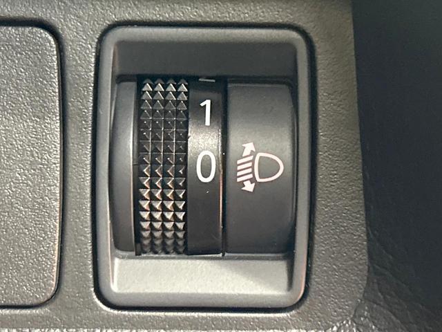 エクストレイル 20Xi Vセレクション 禁煙車 全周囲カメラ プロパイロット 9型ナビ デジタルインナーミラー 電動リアゲート クリアランスソナー 全席シートヒーター LEDヘッドライト 純正18インチAW オートエアコン スマートキー(39枚目)